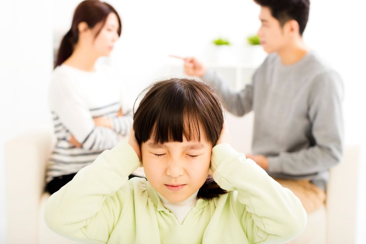 how-to-get-your-5-year-old-to-listen-behave-without-yelling-play