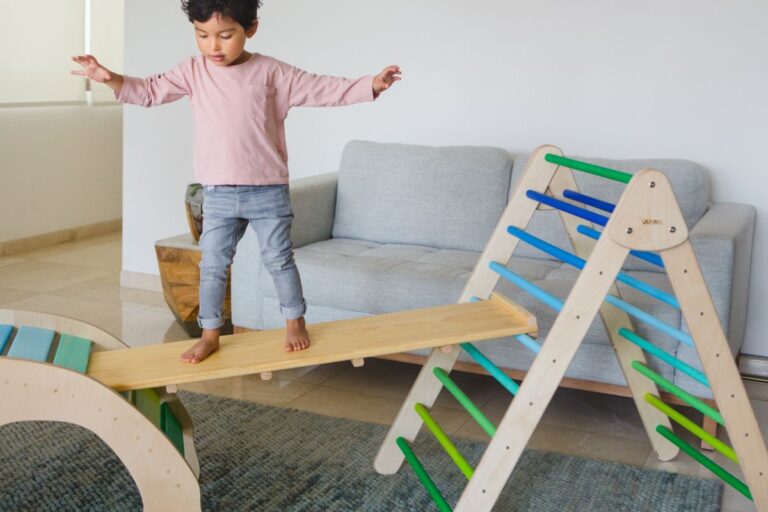 The Best Pikler Triangle: Why You Need One for Your Kids - Play. Learn ...